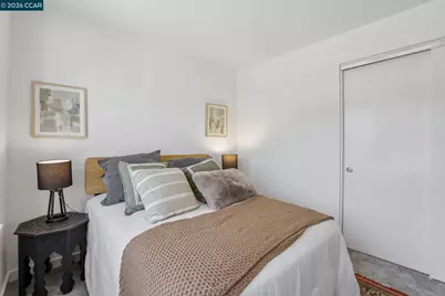 2452 Casa Ct, Oakland, CA 94605 - Photo 17
