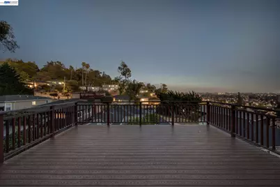 3085 Bantry Ave, Oakland, CA 94605 - Photo 37