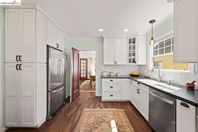 5801 Picardy, Oakland, CA 94605 - Photo 61