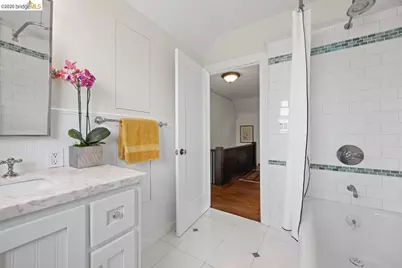 5801 Picardy, Oakland, CA 94605 - Photo 55