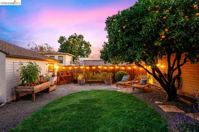 5801 Picardy, Oakland, CA 94605 - Photo 15