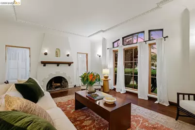 5801 Picardy, Oakland, CA 94605 - Photo 7