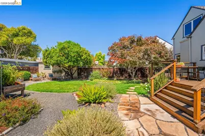 5801 Picardy, Oakland, CA 94605 - Photo 71