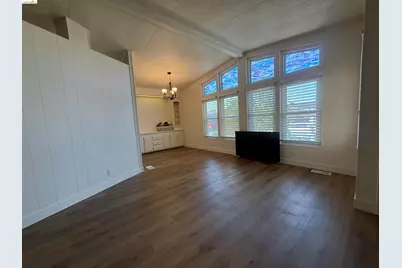 812 Clover #37, Tracy, CA 95376 - Photo 5