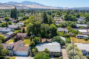 2072 Chalomar Rd, Concord, CA 94518 - Photo 37