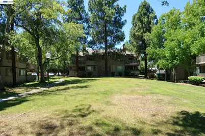 1041 Chadwick Cir, Bay Point, CA 94565 - Photo 33