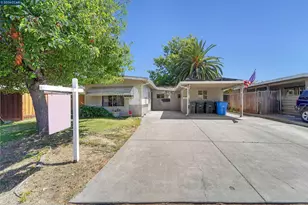 207 Los Altos Pl, American Canyon, CA 94503 - Photo 9