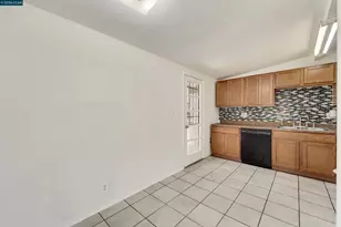 207 Los Altos Pl, American Canyon, CA 94503 - Photo 11