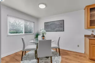 215 Whale Bone Ct, Vallejo, CA 94591 - Photo 5
