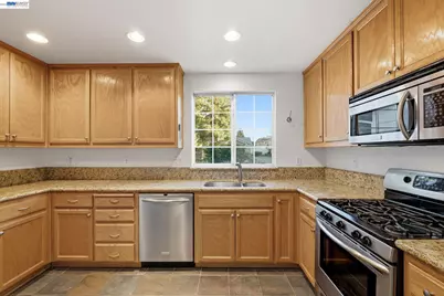 2215 Morningside Ct., Tracy, CA 95376 - Photo 17