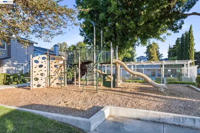 2215 Morningside Ct., Tracy, CA 95376 - Photo 35