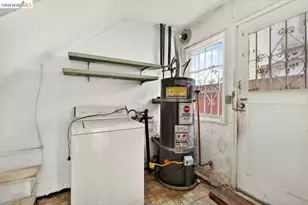 998 Jones St, Berkeley, CA 94710 - Photo 35