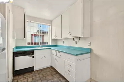 998 Jones Street, Berkeley, CA 94710 - Photo 25