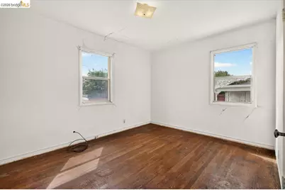 998 Jones Street, Berkeley, CA 94710 - Photo 19