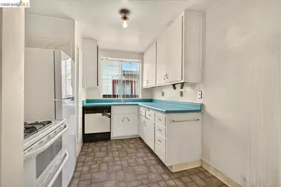 998 Jones Street, Berkeley, CA 94710 - Photo 23