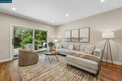 102 Brookfield Dr, Moraga, CA 94556 - Photo 15