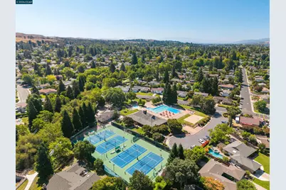 177 Saint Helena Ct, Danville, CA 94526 - Photo 59