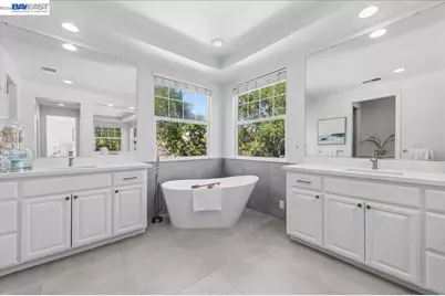 5099 Round Hill Dr, Dublin, CA 94568 - Photo 25