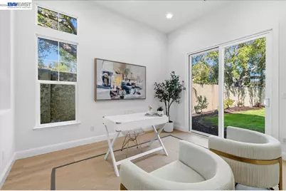 5099 Round Hill Dr, Dublin, CA 94568 - Photo 9