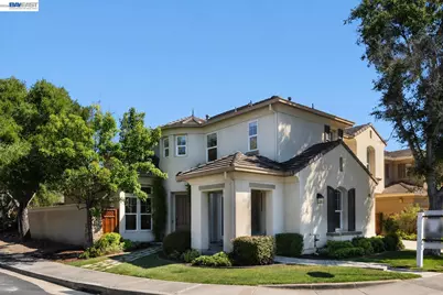 5099 Round Hill Dr, Dublin, CA 94568 - Photo 1