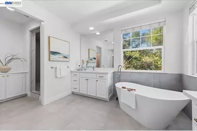 5099 Round Hill Dr, Dublin, CA 94568 - Photo 27