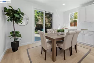 5099 Round Hill Dr, Dublin, CA 94568 - Photo 13