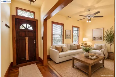 917 Central Ave, Alameda, CA 94501 - Photo 3