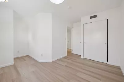 1021 Santa Ines Ct, Oakland, CA 94601 - Photo 23