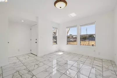 1021 Santa Ines Ct, Oakland, CA 94601 - Photo 5