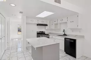1021 Santa Ines Ct, Oakland, CA 94601 - Photo 11