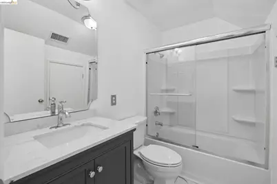1021 Santa Ines Ct, Oakland, CA 94601 - Photo 25