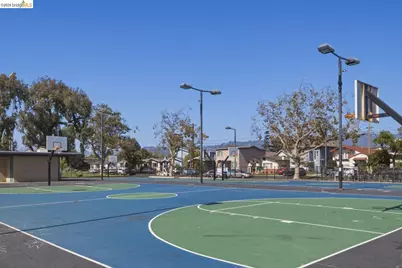 1242 Burnett St, Berkeley, CA 94702 - Photo 47