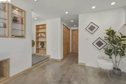 1242 Burnett St, Berkeley, CA 94702 - Photo 27