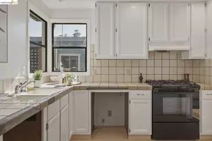 1242 Burnett St, Berkeley, CA 94702 - Photo 13