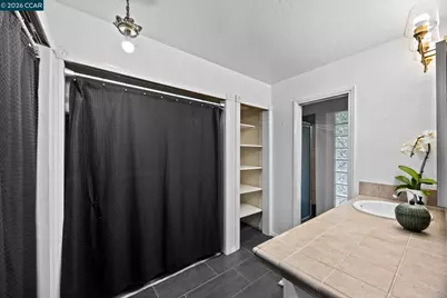 37 Cornell Ct, Pleasant Hill, CA 94523 - Photo 27