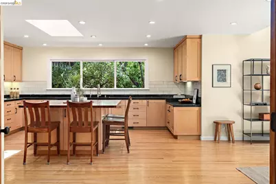 2980 Jordan Rd, Oakland, CA 94602 - Photo 17