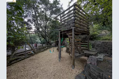 2980 Jordan Rd, Oakland, CA 94602 - Photo 59