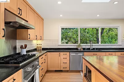 2980 Jordan Rd, Oakland, CA 94602 - Photo 21