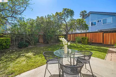 34219 Kenwood Dr, Fremont, CA 94555 - Photo 31