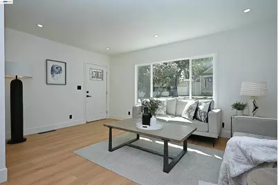 1215 Warren St, Martinez, CA 94553 - Photo 5