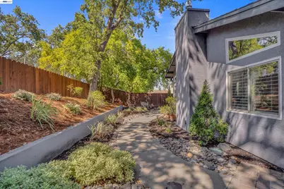 5805 San Carlos Way, Pleasanton, CA 94566 - Photo 41