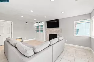 300 Helena Ct, Oakley, CA 94561 - Photo 17