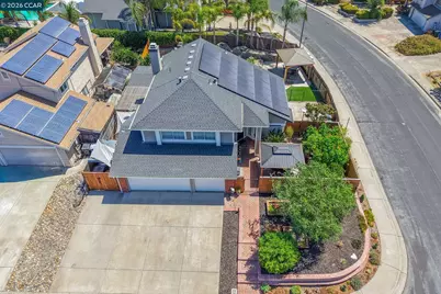300 Helena Ct, Oakley, CA 94561 - Photo 3