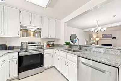 6001 Joaquin Murieta Ave #C, Newark, CA 94560 - Photo 9