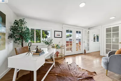 10907 Julius St, Oakland, CA 94605 - Photo 17