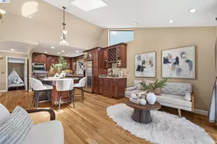 11055 La Paloma Dr, Cupertino, CA 95014 - Photo 7