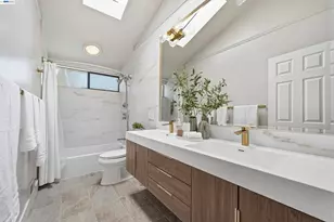 11055 La Paloma Dr, Cupertino, CA 95014 - Photo 27