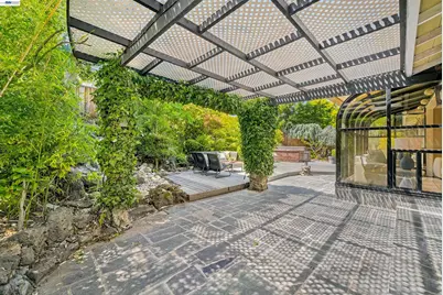 11055 La Paloma Drive, Cupertino, CA 95014 - Photo 33