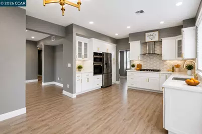 4414 Horseshoe Cir, Antioch, CA 94531 - Photo 17