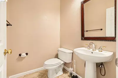 3551 Keystone Loop, Discovery Bay, CA 94505 - Photo 17